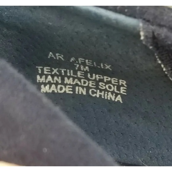 American Rag Faux Blue Suede Almond Toe Heels Women's Size 7 M - Picture 7 of 9